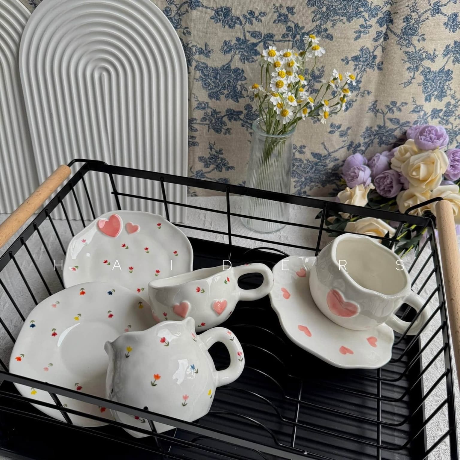 Bow Detail Mug