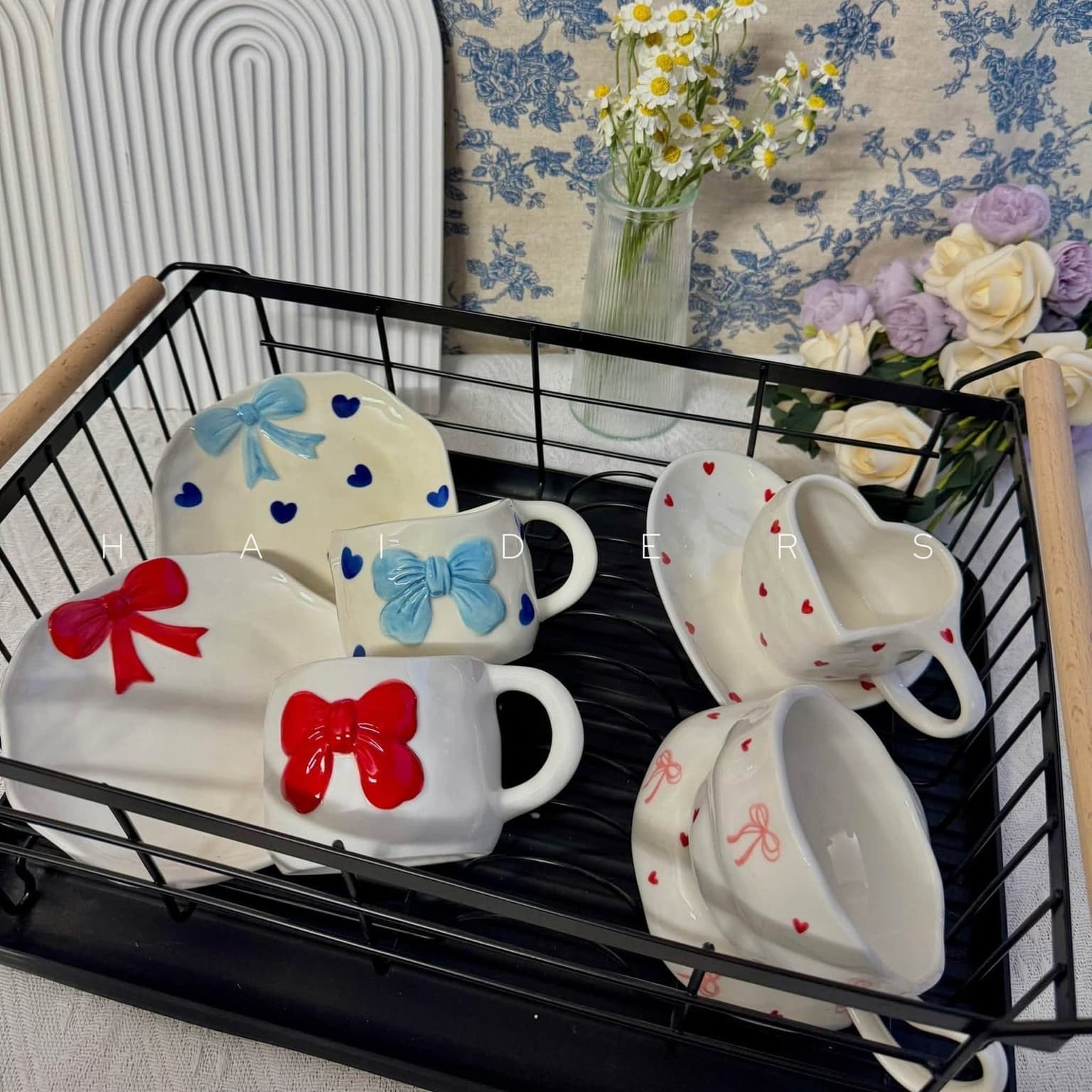 Sculpted Bow Heart Cup &amp; Saucer Set